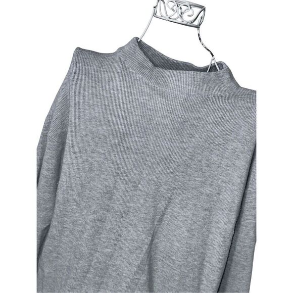 STUNNING CHICO'S Woman's Sweater W/ Tie At Bottom Gray Crew Neck Retail $109 Si - Picture 3 of 11